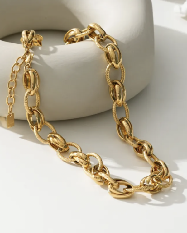 COLLIER EDEN